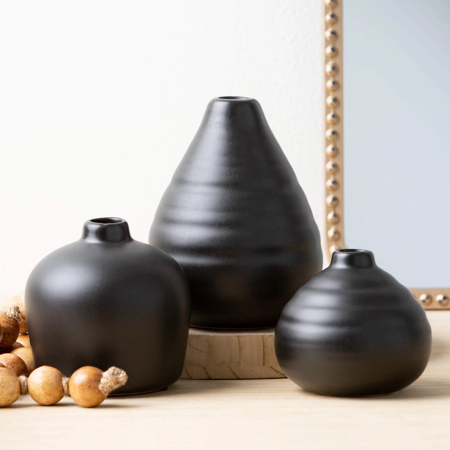 Matte Noir Vase Set